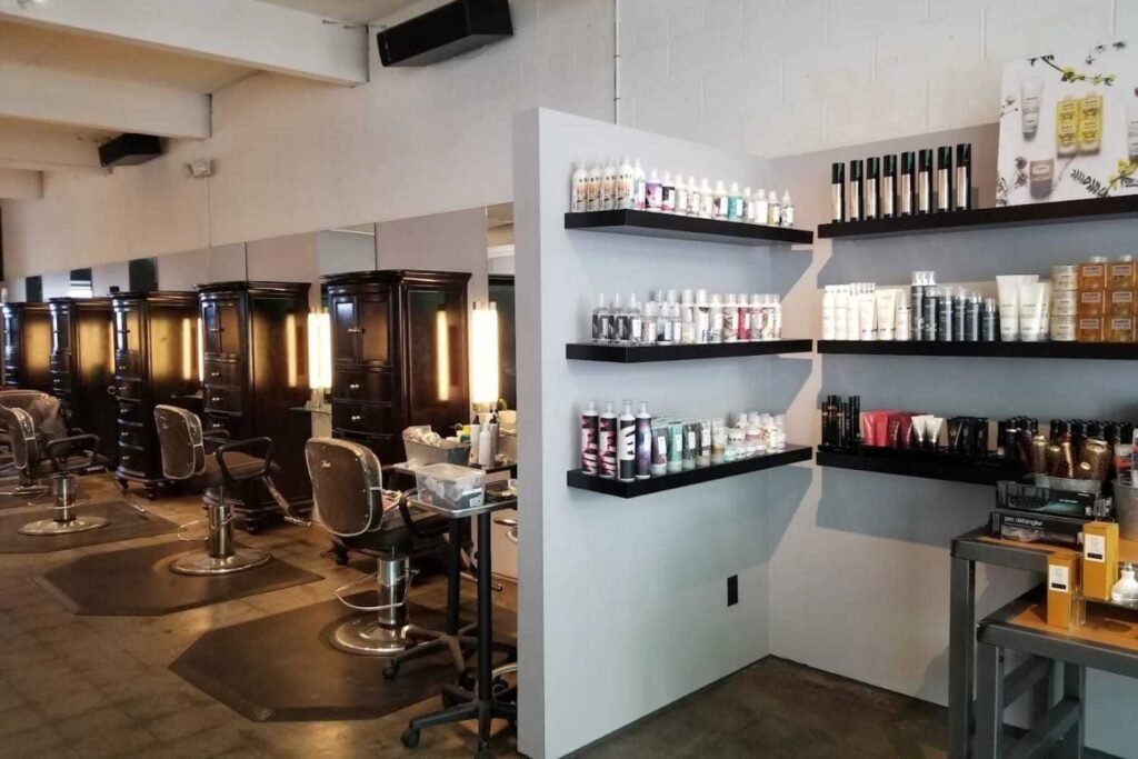 Bronsen Lasconia Hair Stylist Seattle