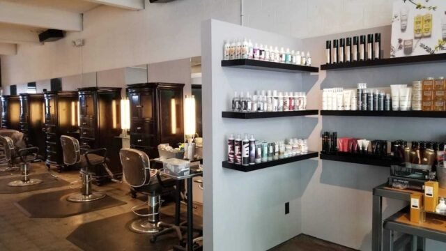 Bronsen Lasconia Hair Stylist Seattle