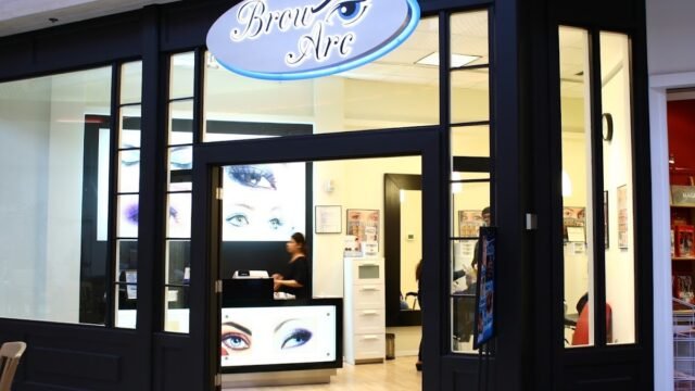 Brow Arc – Crossroads Bellevue Mall