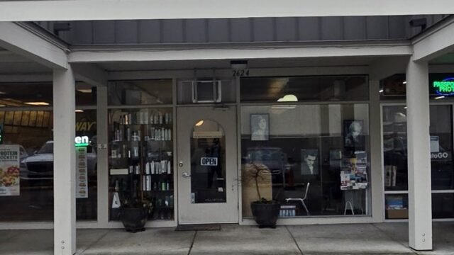 Seymour’s Northtowne Salon