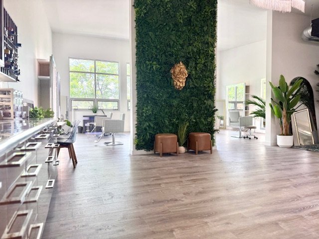 Salon Reign Burien
