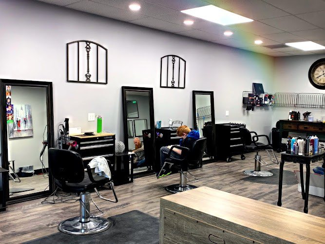 Salon Smitten